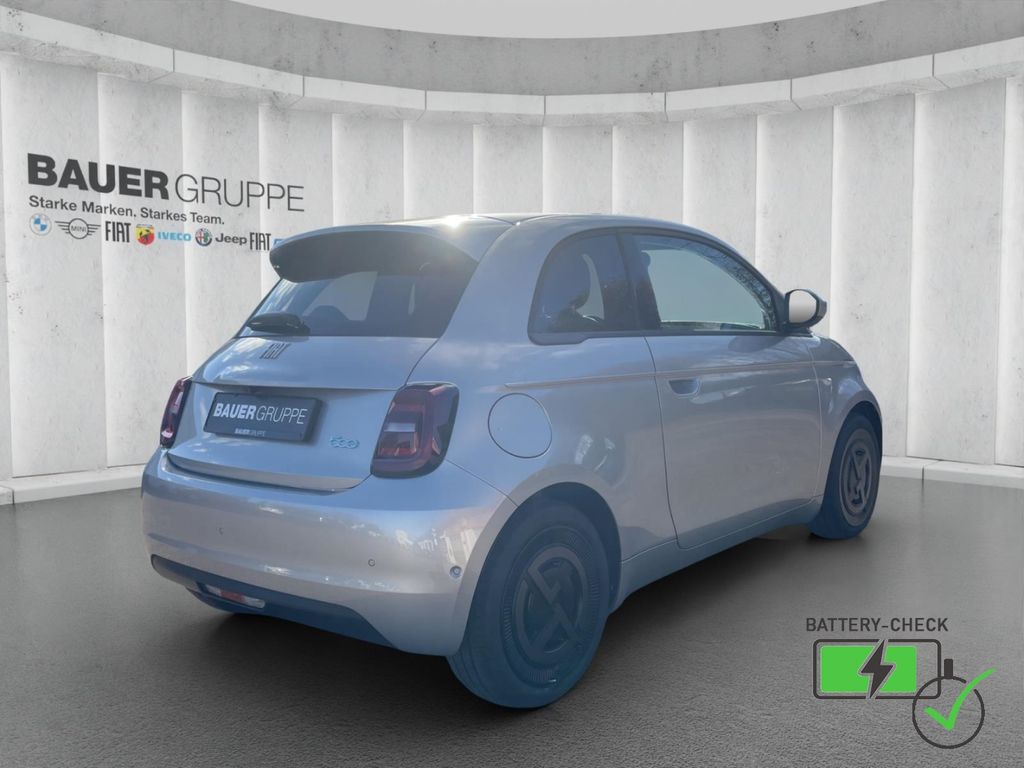 Fiat 500e 2025