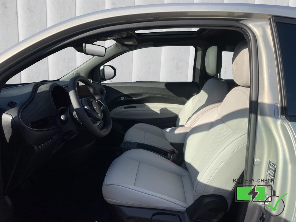 Fiat 500e 2025