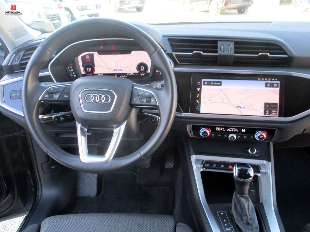 Audi Q3 2021
