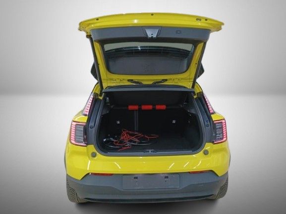 Volvo EX30 2024