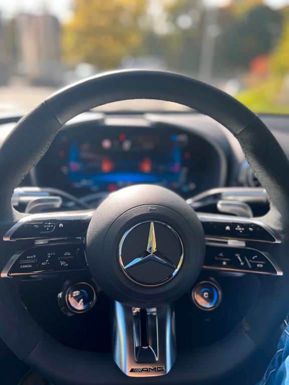 Mercedes-Benz SL 63 AMG 2023