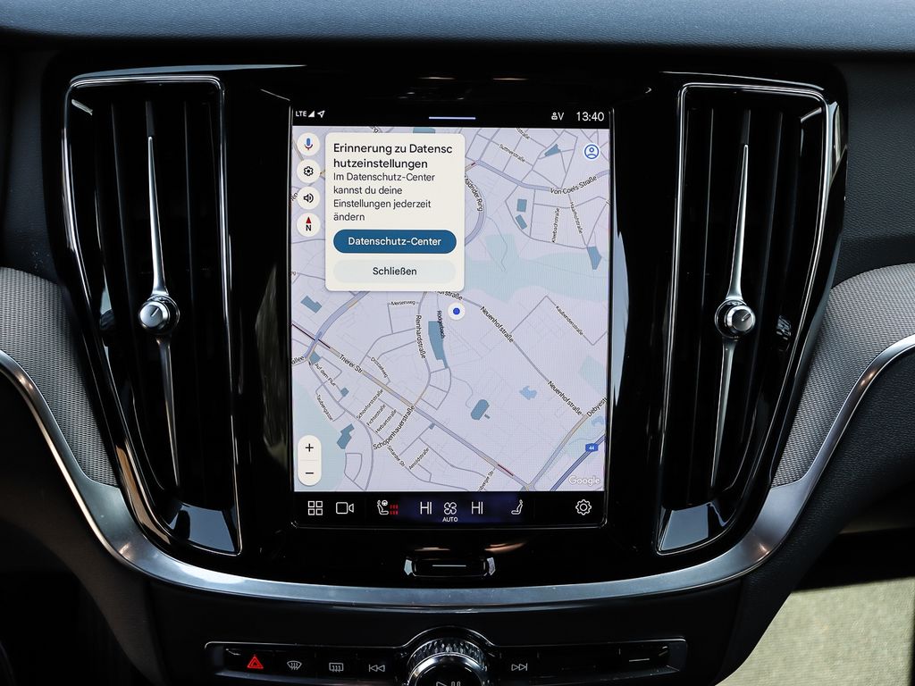 Volvo V60 Cross Country 2023