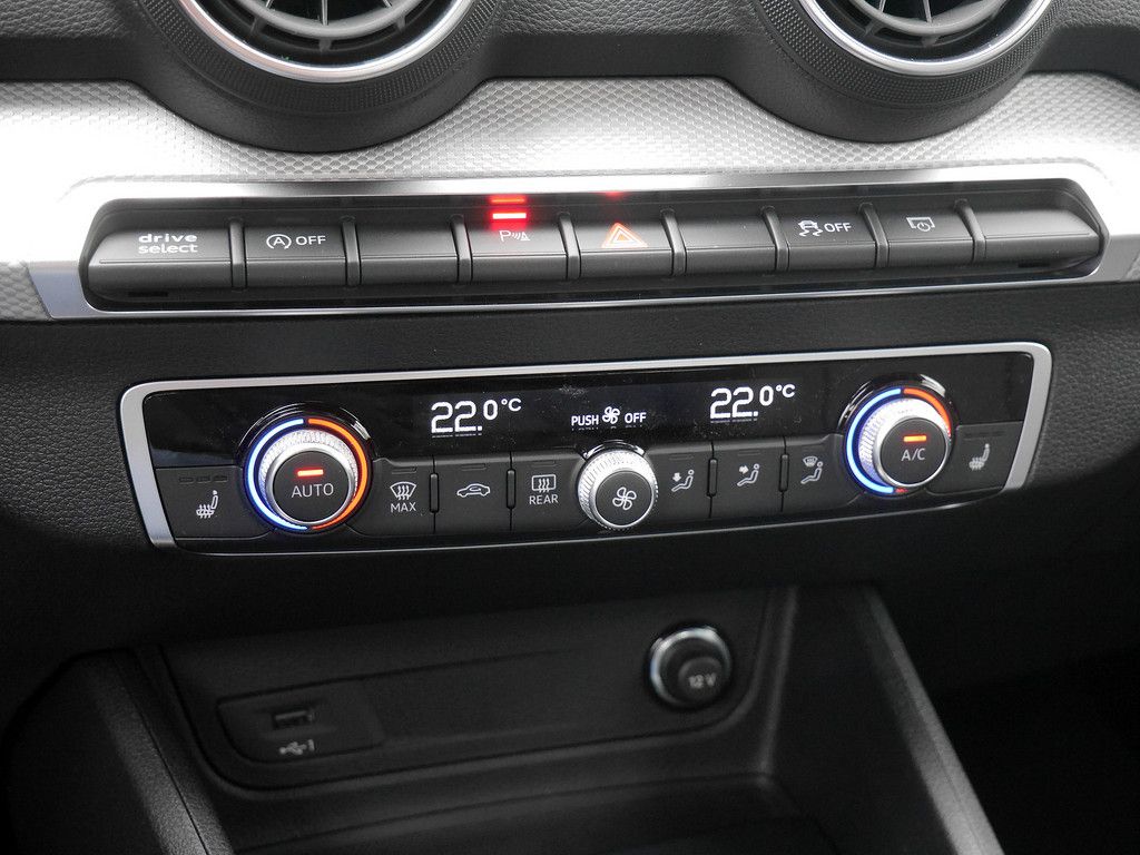 Audi Q2 2024