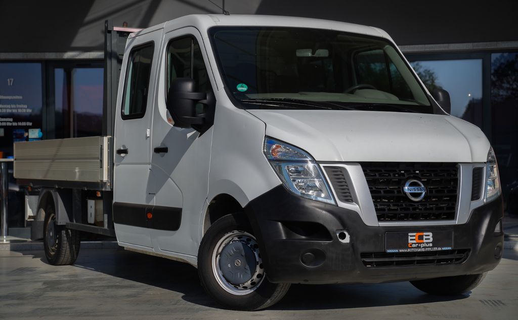 Nissan NV400 2016