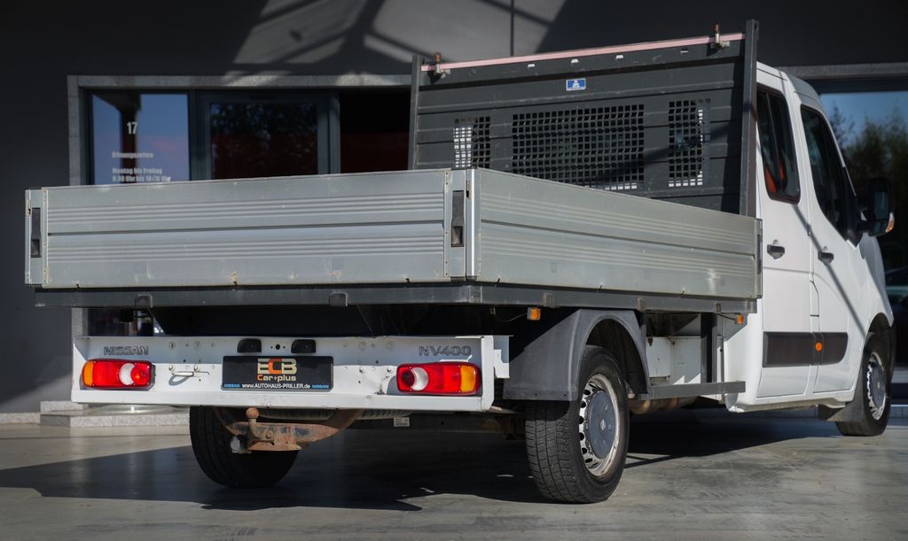 Nissan NV400 2016