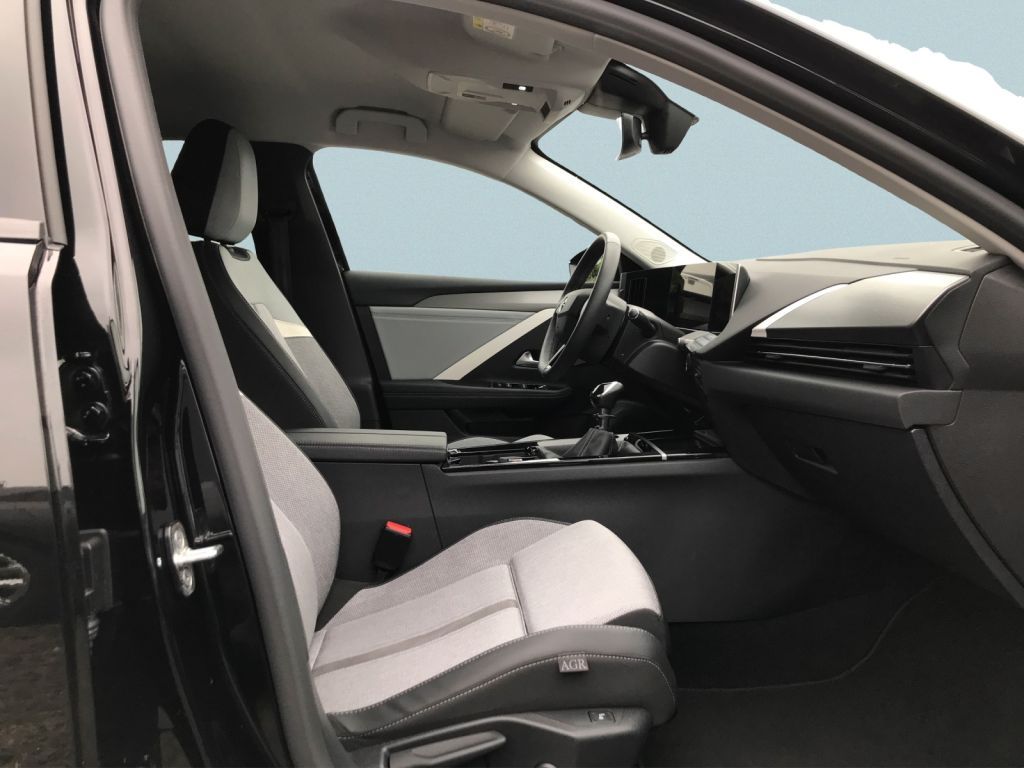 Opel Astra 2023