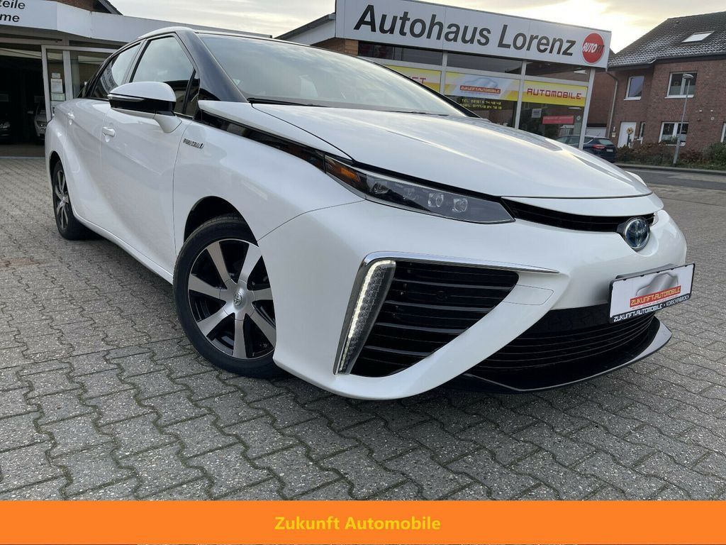 Toyota Mirai 2016