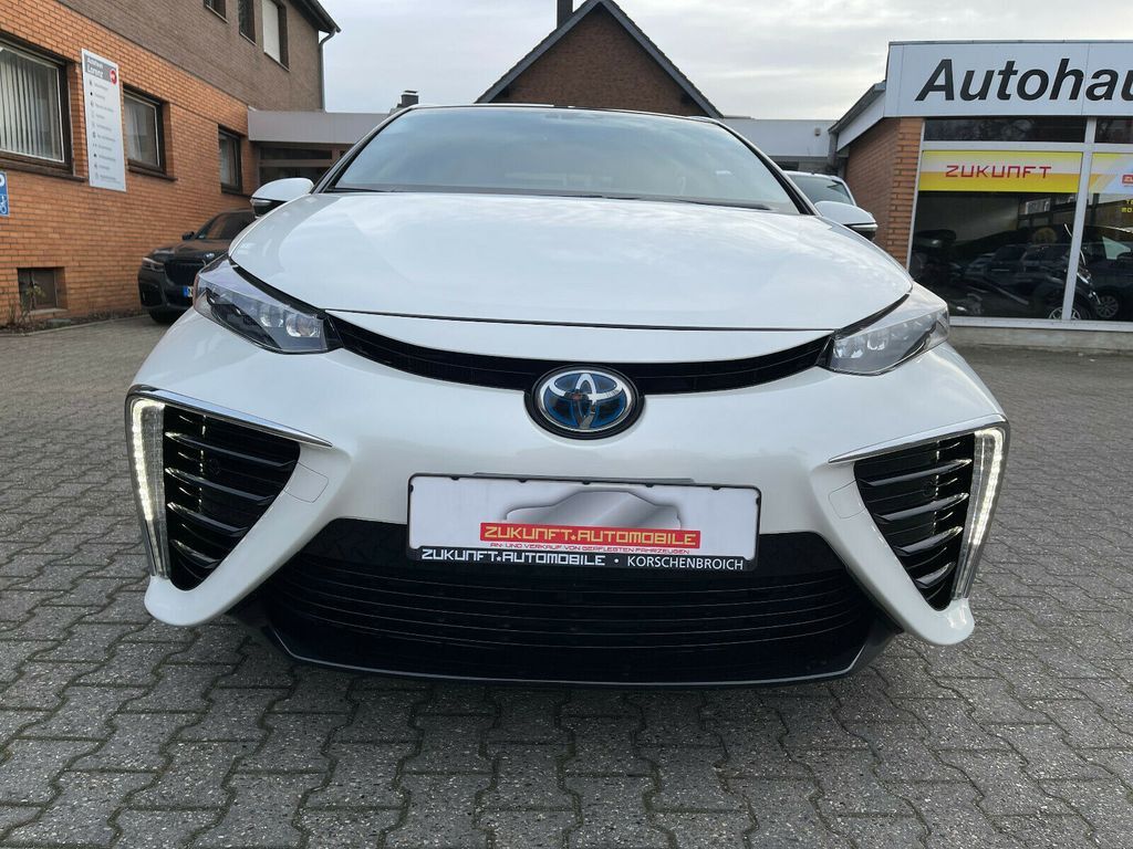 Toyota Mirai 2016