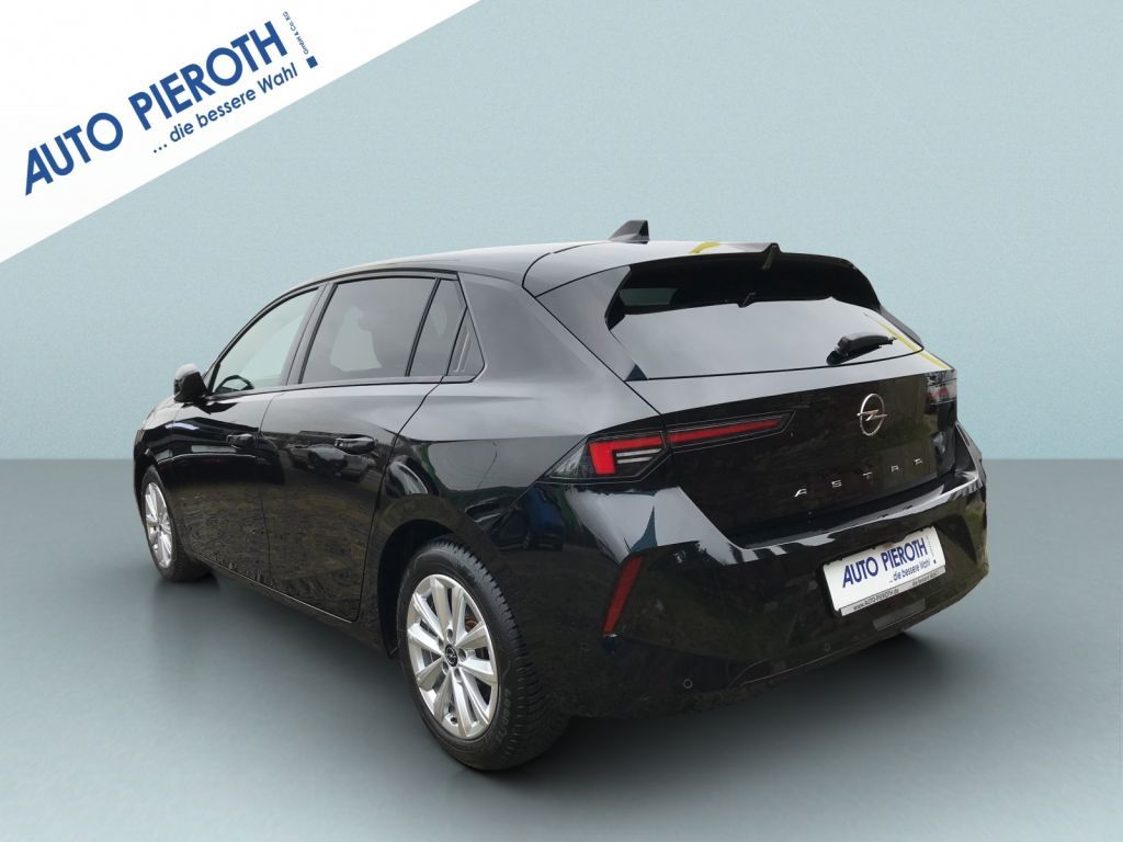 Opel Astra 2023