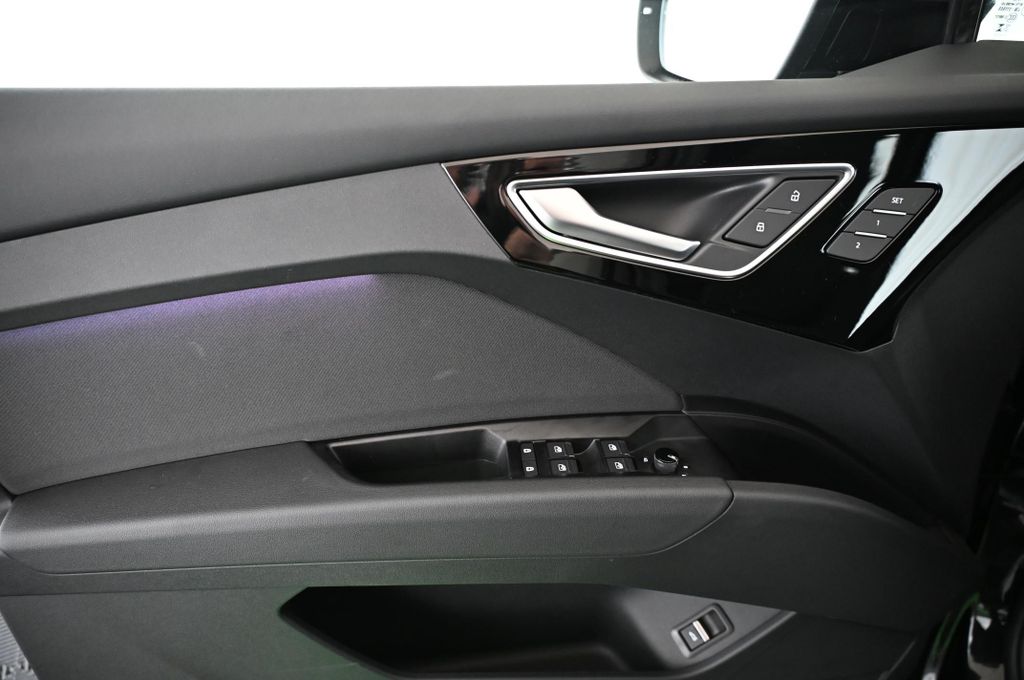 Audi Q4 e-tron 2025