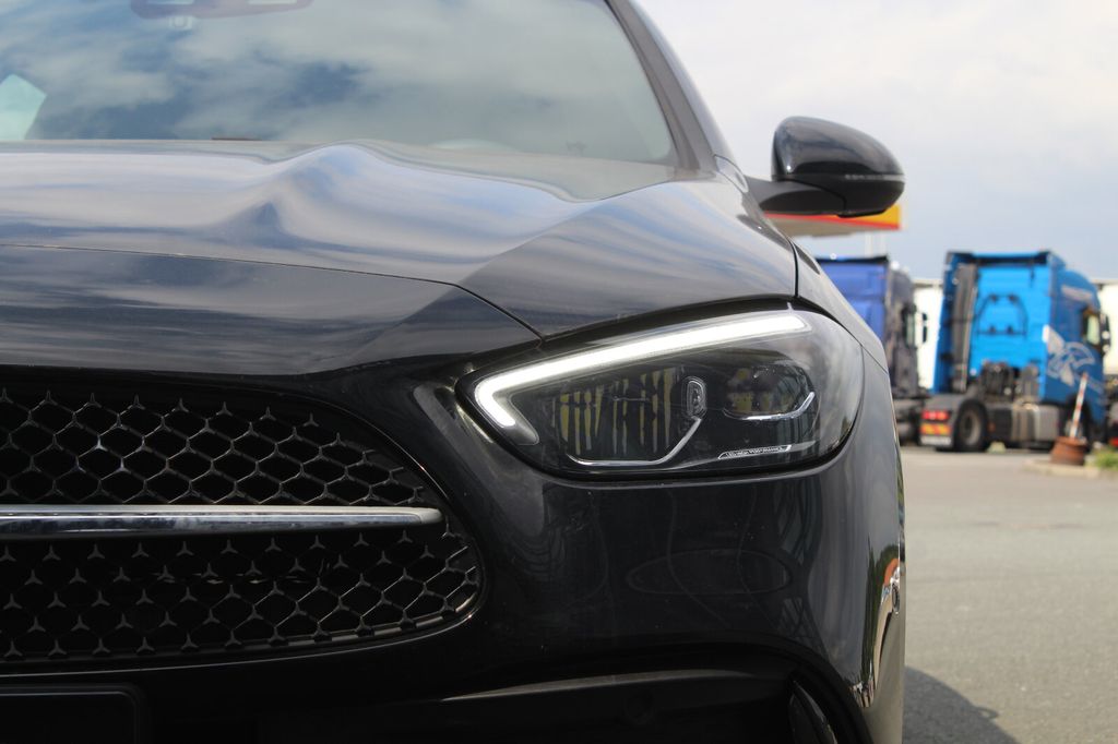 Mercedes-Benz C 220 2024