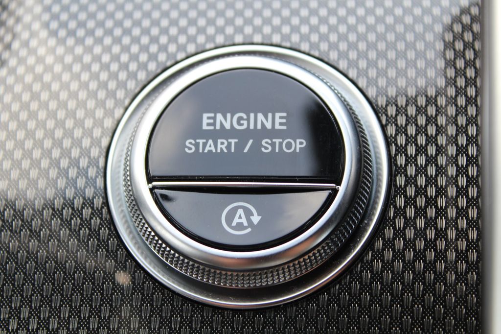 Mercedes-Benz C 220 2024