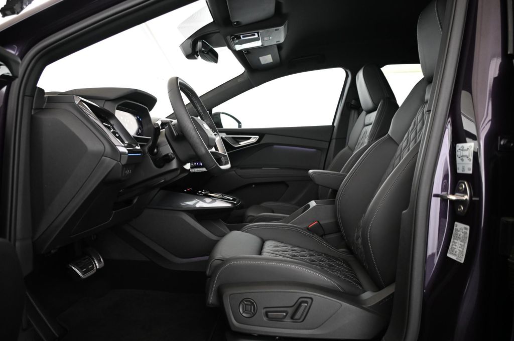 Audi Q4 e-tron 2025