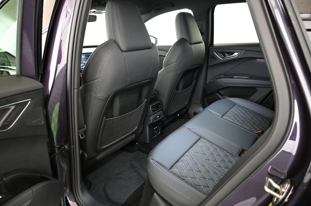 Audi Q4 e-tron 2025