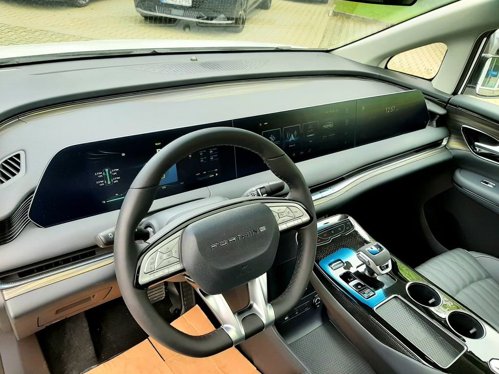 DFSK Forthing 9 2025