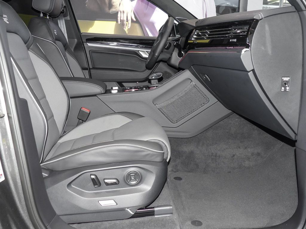 Volkswagen Touareg 2025