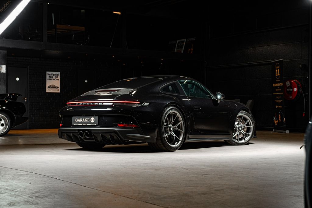 Porsche 992 2024