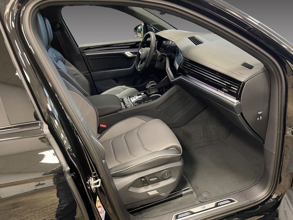 Volkswagen Touareg 2025