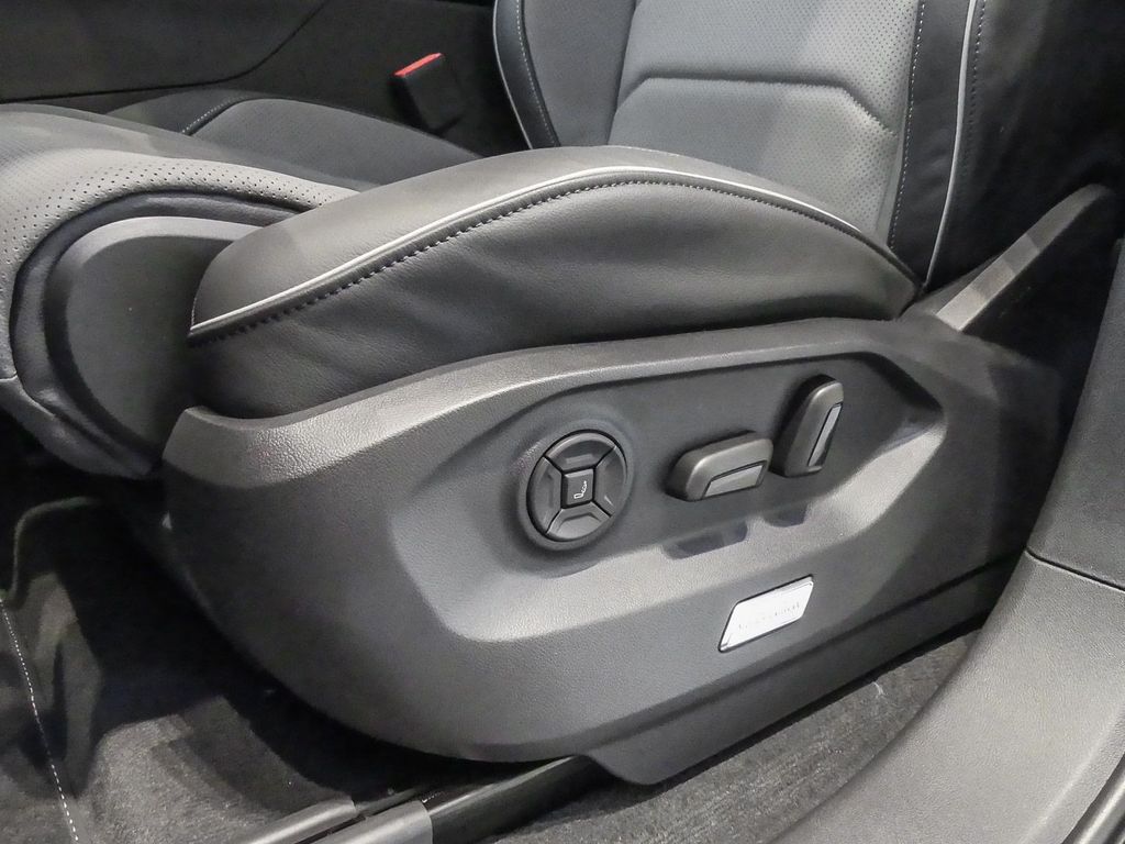 Volkswagen Touareg 2025