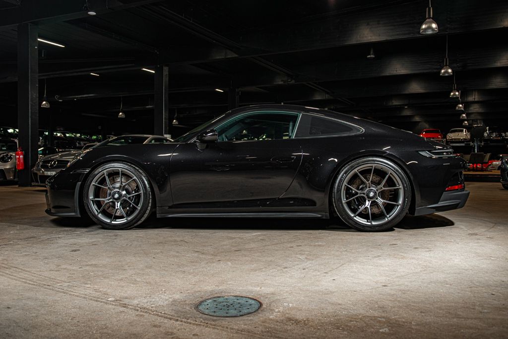 Porsche 992 2024