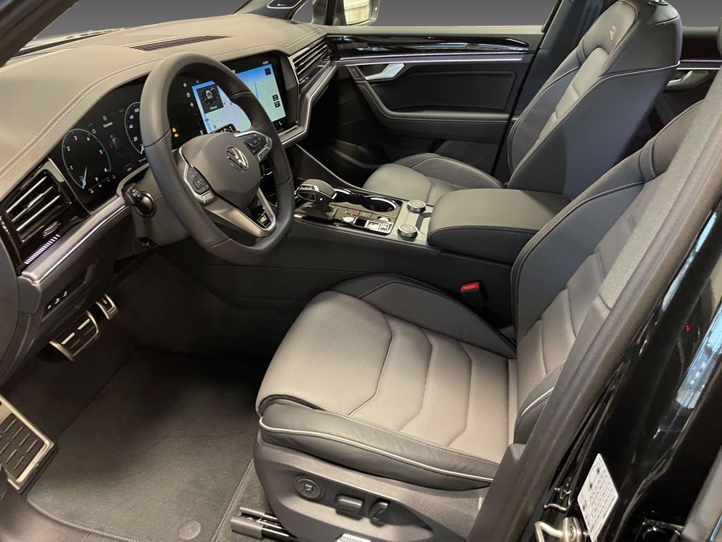 Volkswagen Touareg 2025