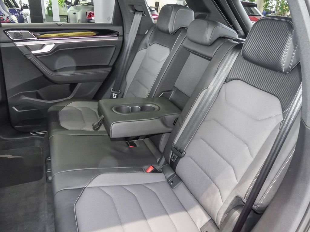 Volkswagen Touareg 2025