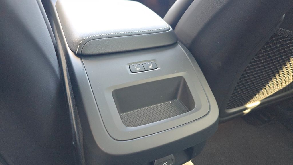 Volvo V60 Cross Country 2024