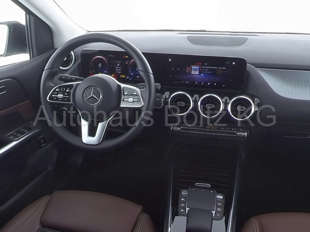 Mercedes-Benz B 250 2023