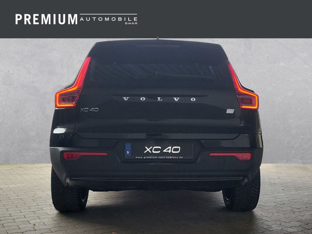 Volvo XC40 2025