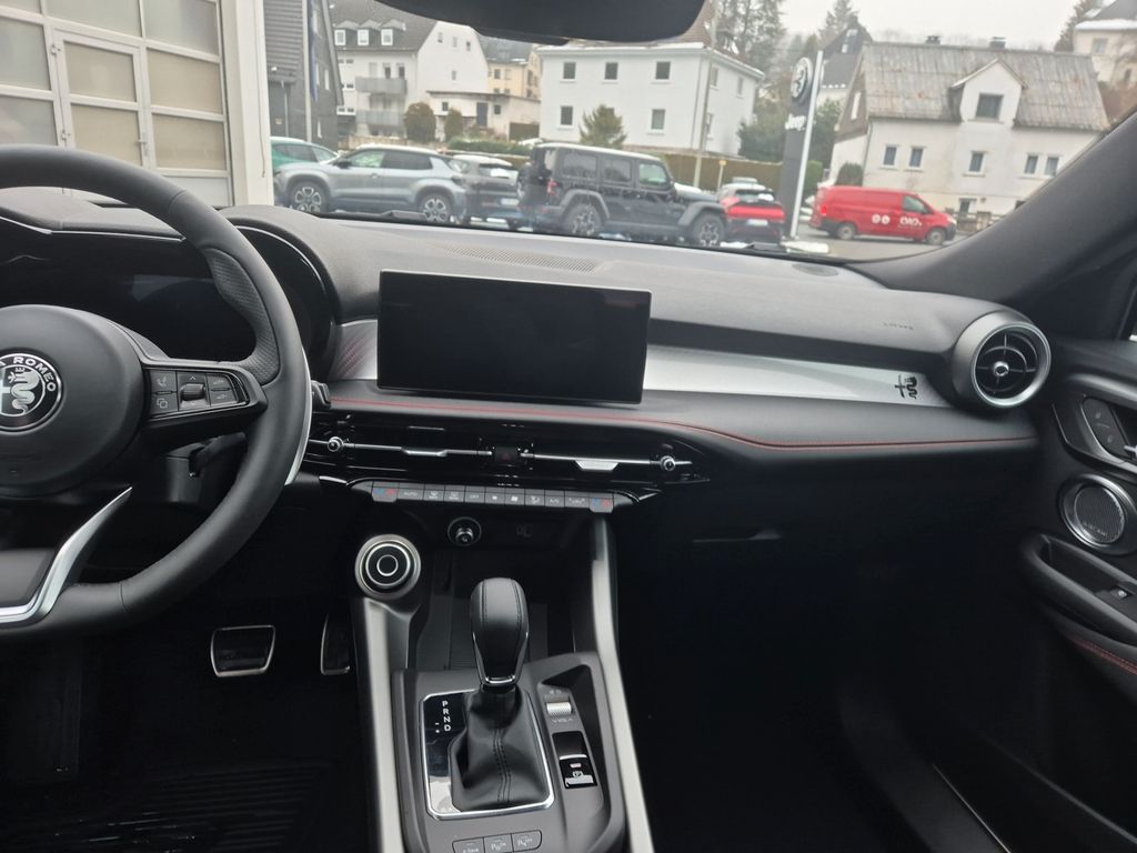 Alfa Romeo Tonale 2025