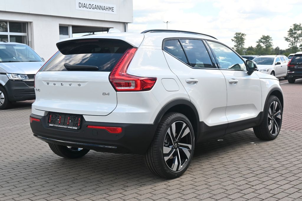 Volvo XC40 2024
