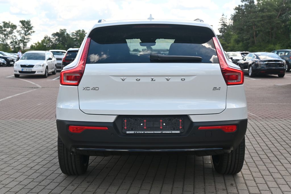 Volvo XC40 2024