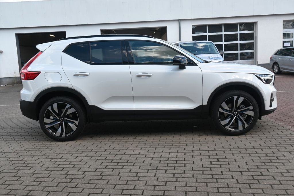 Volvo XC40 2024