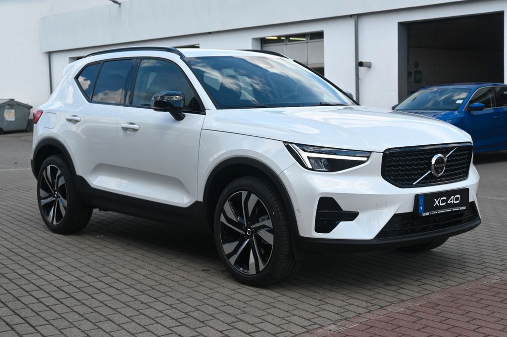 Volvo XC40 2024