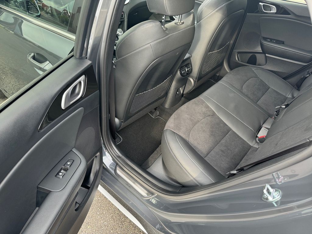 Kia pro cee'd / ProCeed 2024