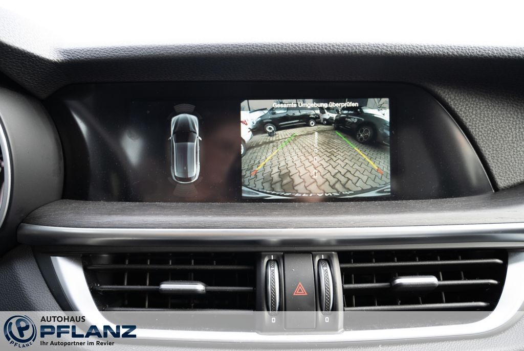 Alfa Romeo Stelvio 2023