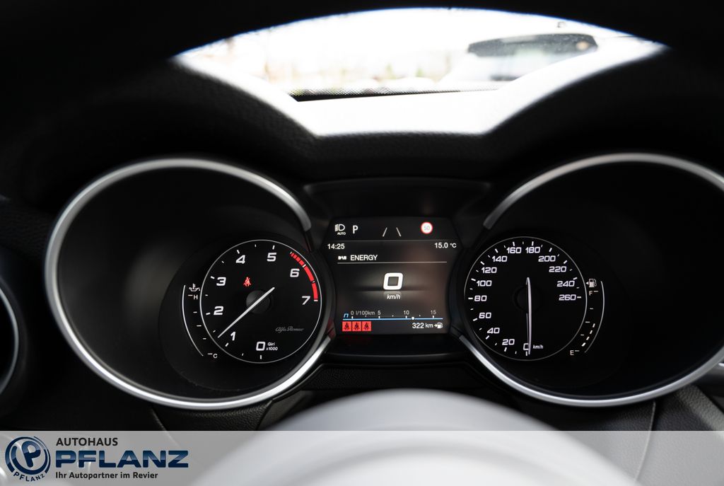 Alfa Romeo Stelvio 2023