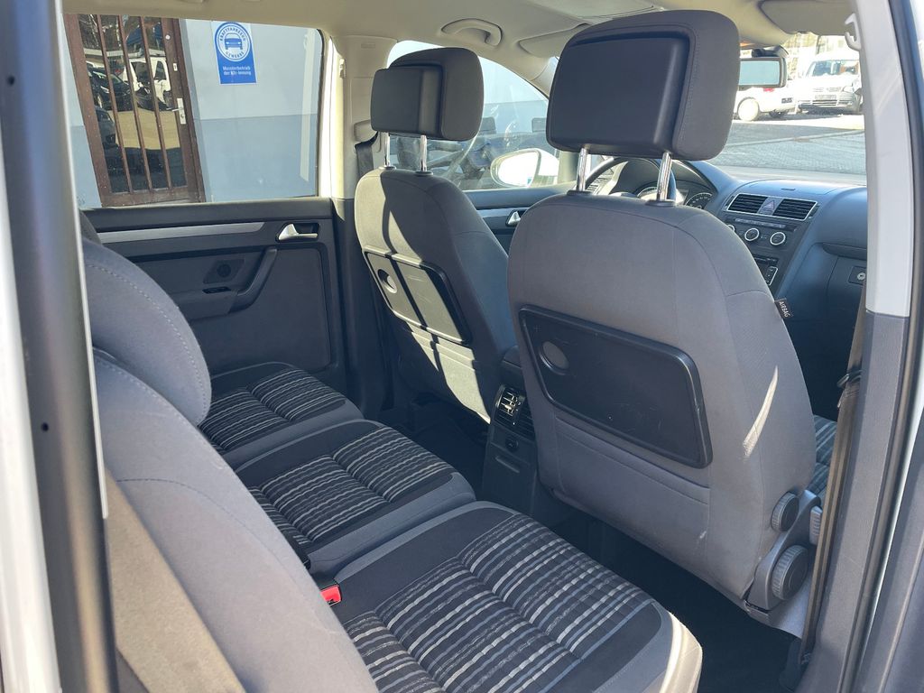 Volkswagen Touran 2013