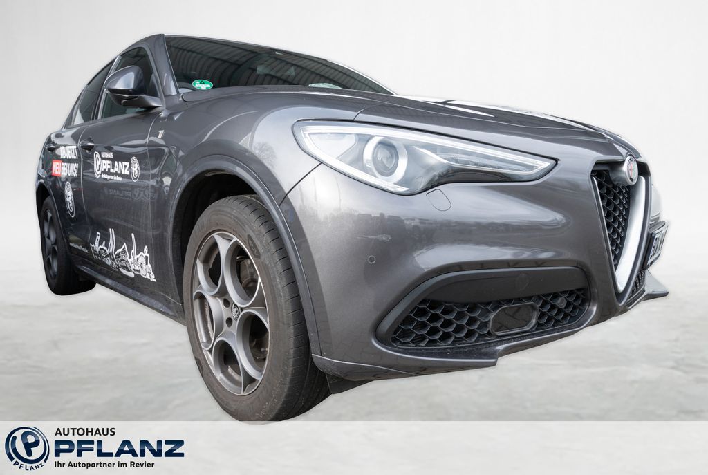 Alfa Romeo Stelvio 2023