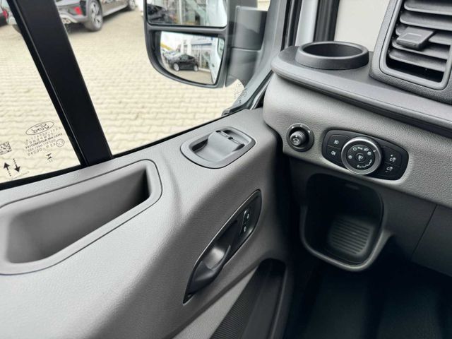 Ford Transit 2025