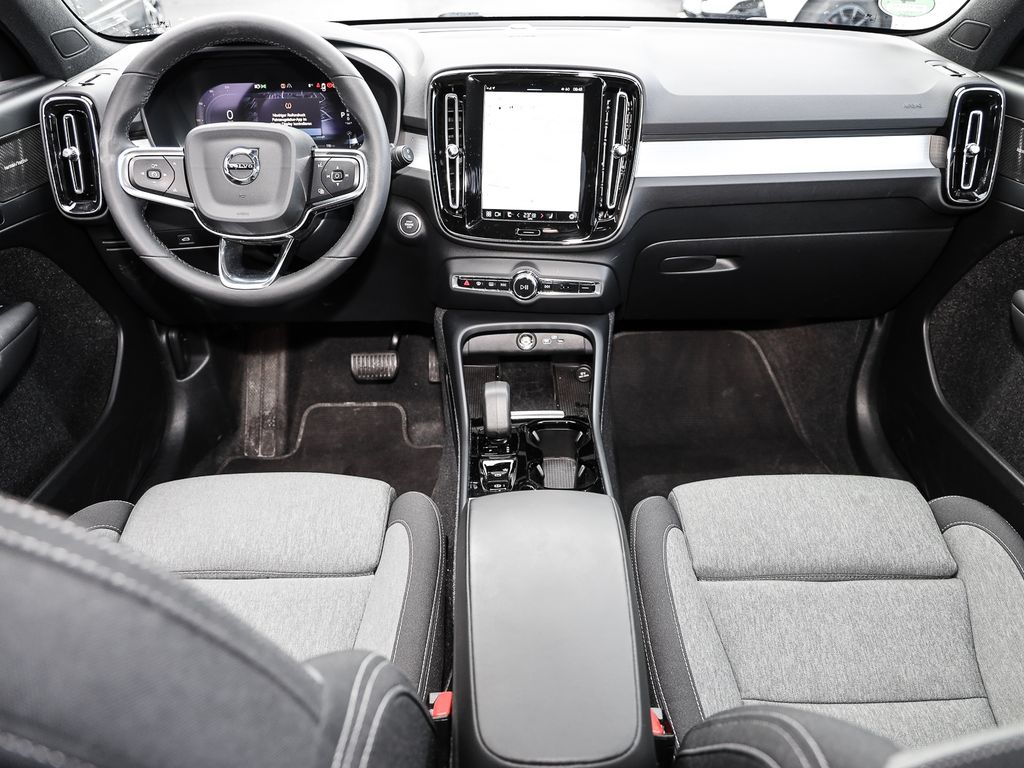 Volvo XC40 2023