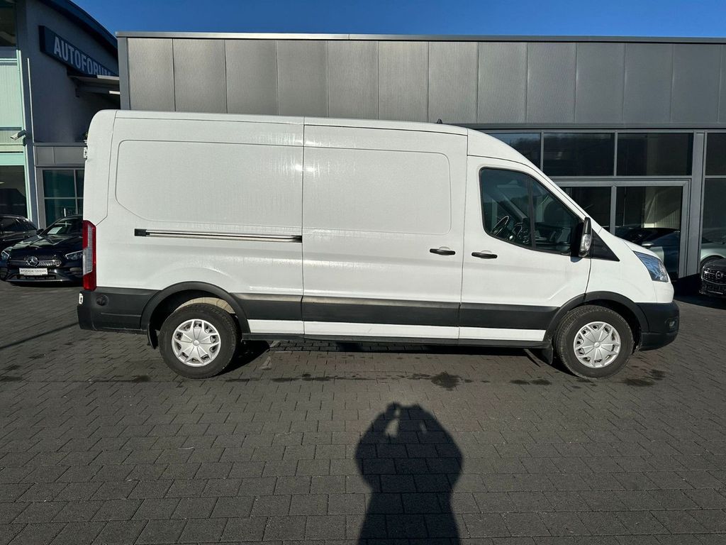 Ford Transit 2021