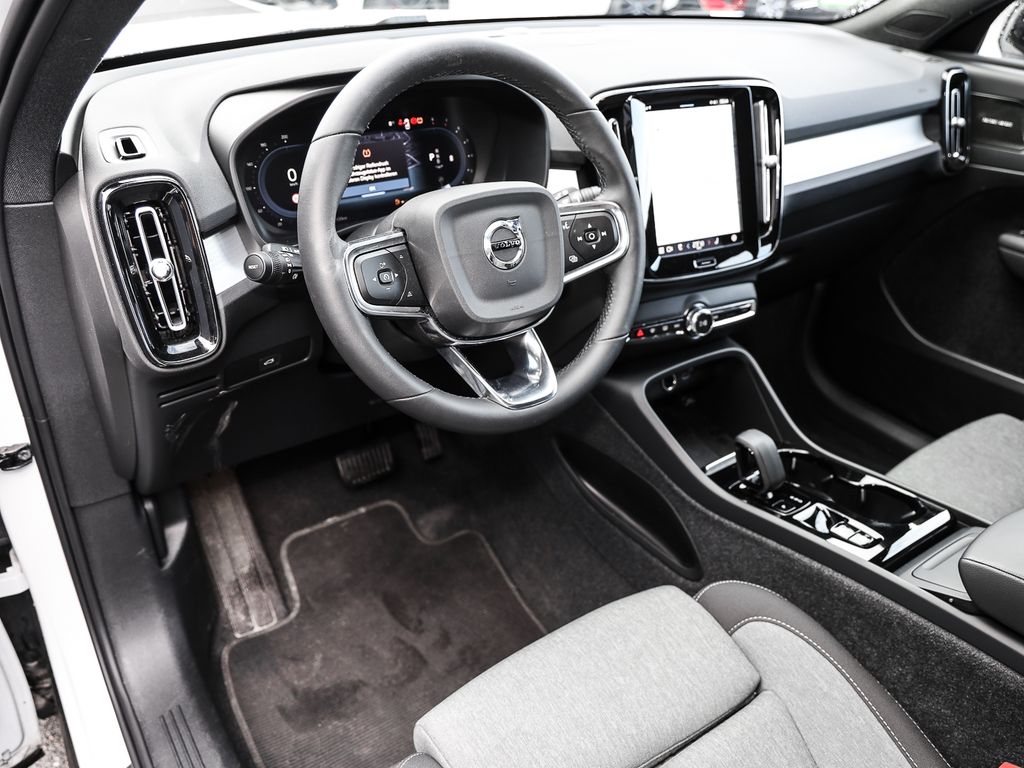 Volvo XC40 2023