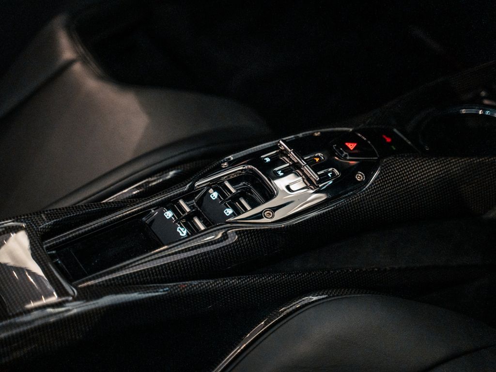 Ferrari 296 GTS 2022