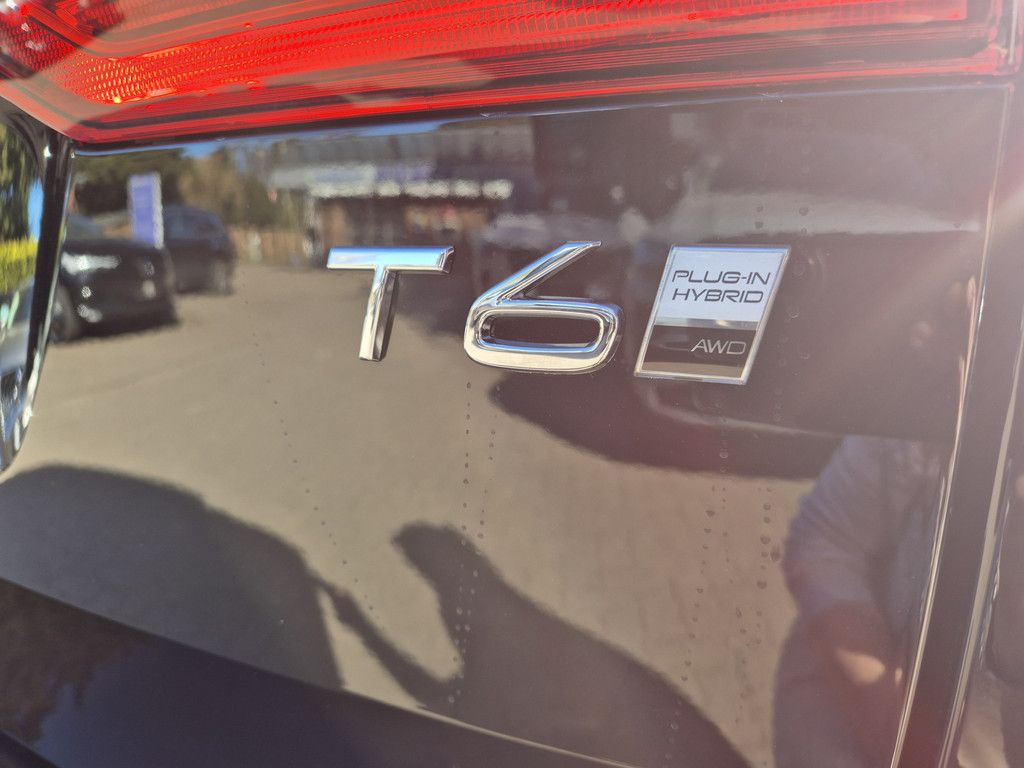 Volvo XC60 2025