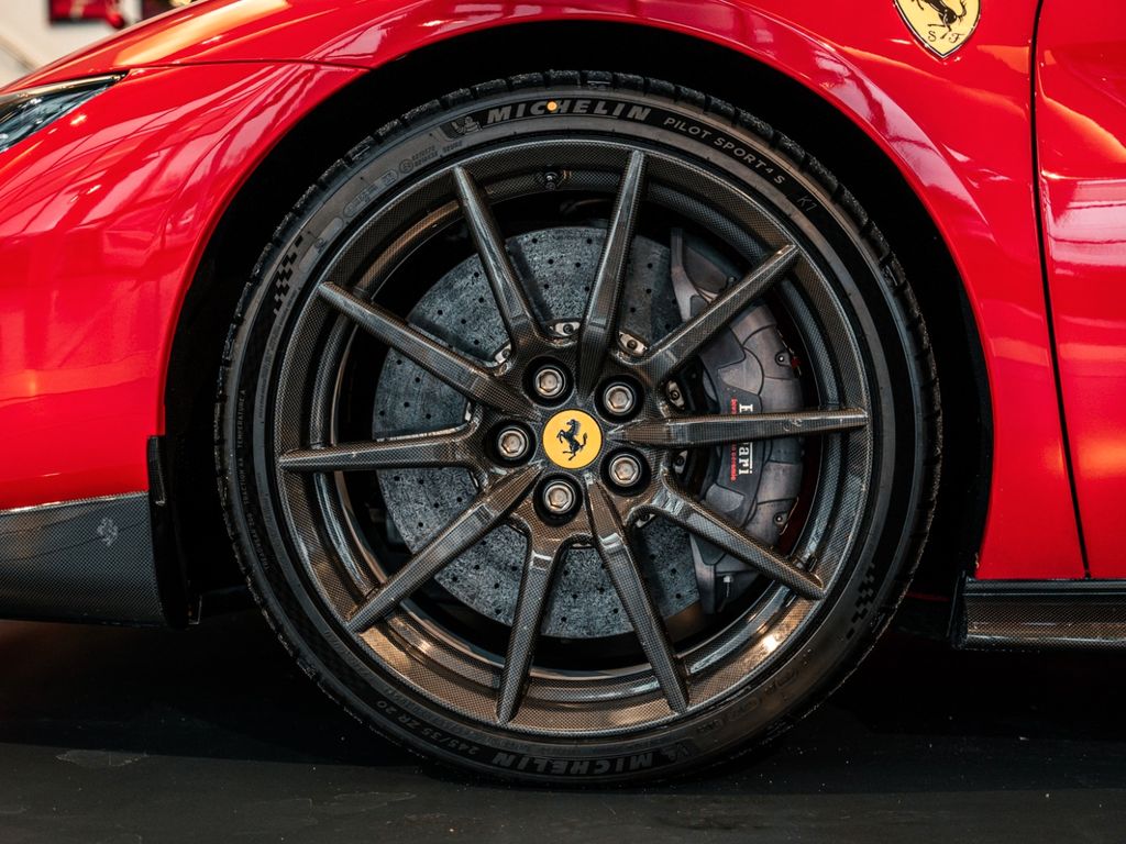 Ferrari 296 GTS 2022