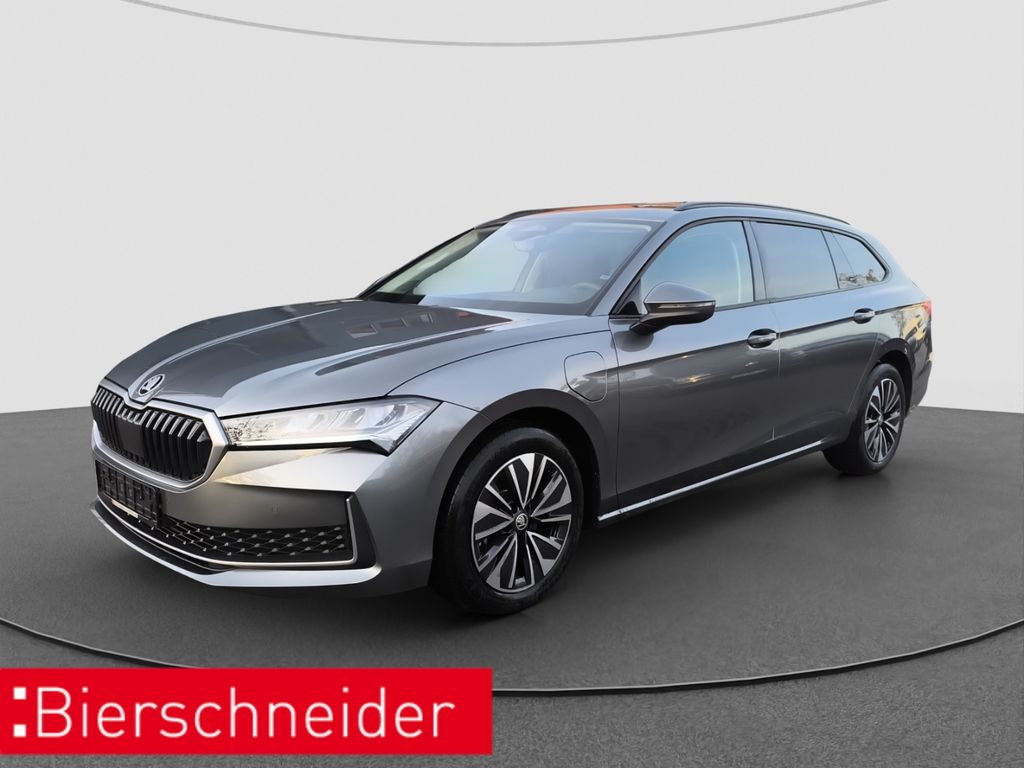 Skoda Superb 2025