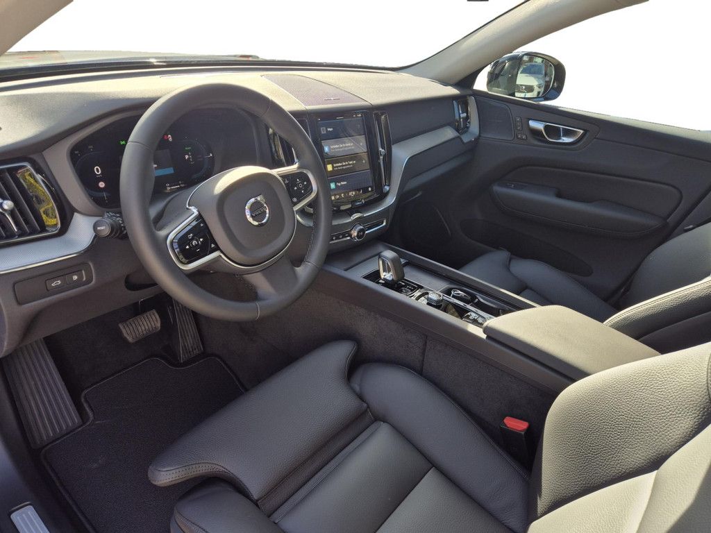 Volvo XC60 2025
