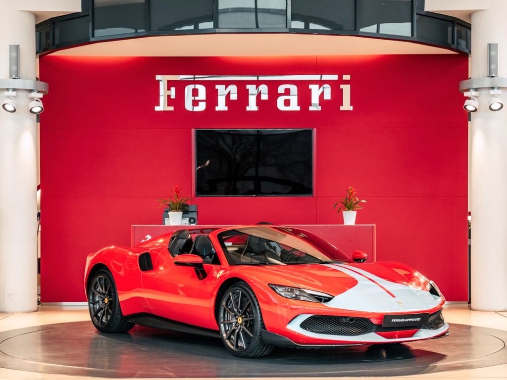 Ferrari 296 GTS 2022