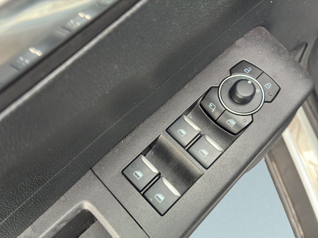 Ford Tourneo Courier 2025